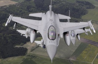 WSJ: ФРГ направит истребители на границу с Польшей