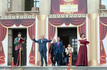 Milli Teatr yeni mövsümü təntənə ilə açıq elan edib - FOTOLAR