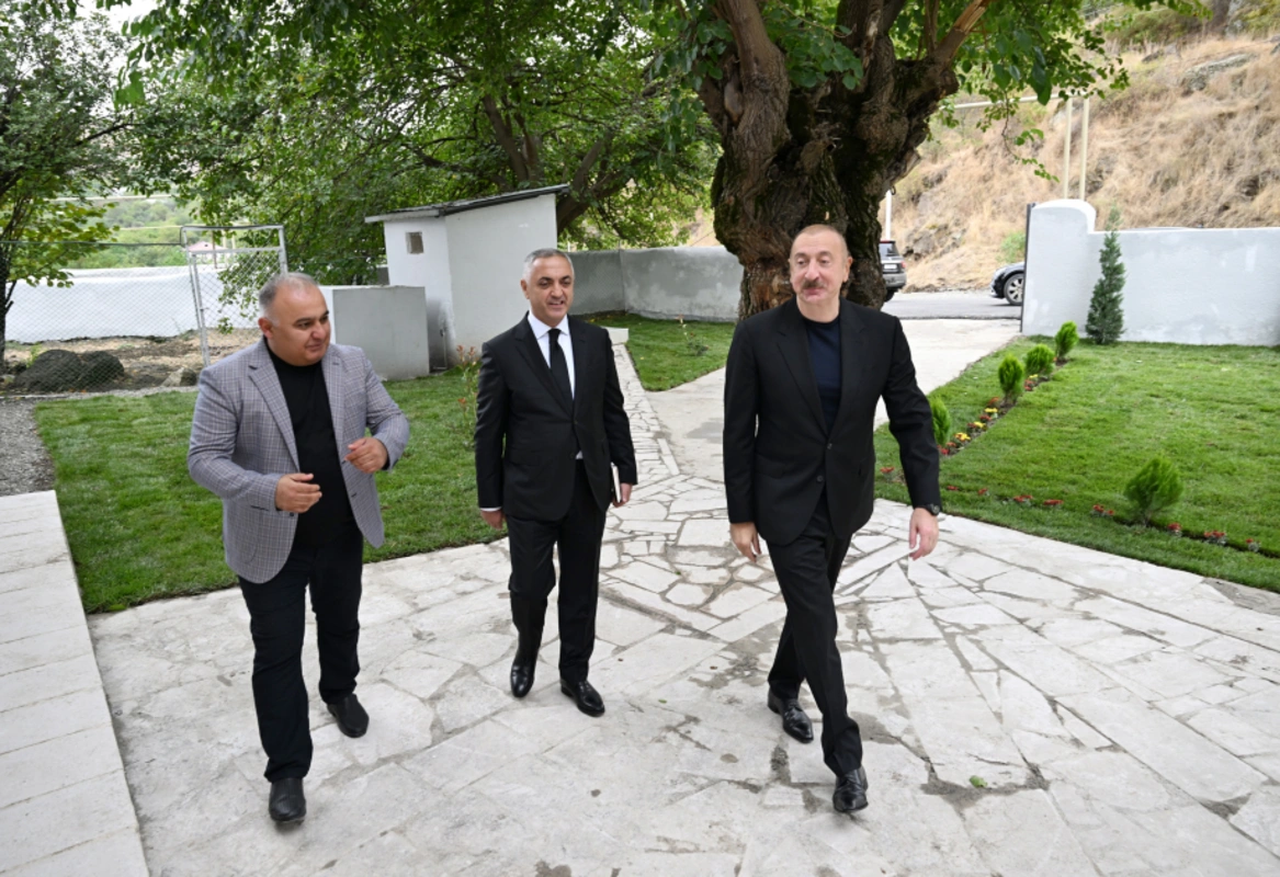 Prezident Xocalı rayonunun Şuşakənd kəndində - FOTOLAR