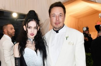 Elon Mask ilk dəfə 3 övladının anası olan müğənnidən danışdı