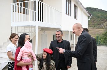 İlham Əliyev Xocalının Seyidbəyli kəndində - FOTOLAR