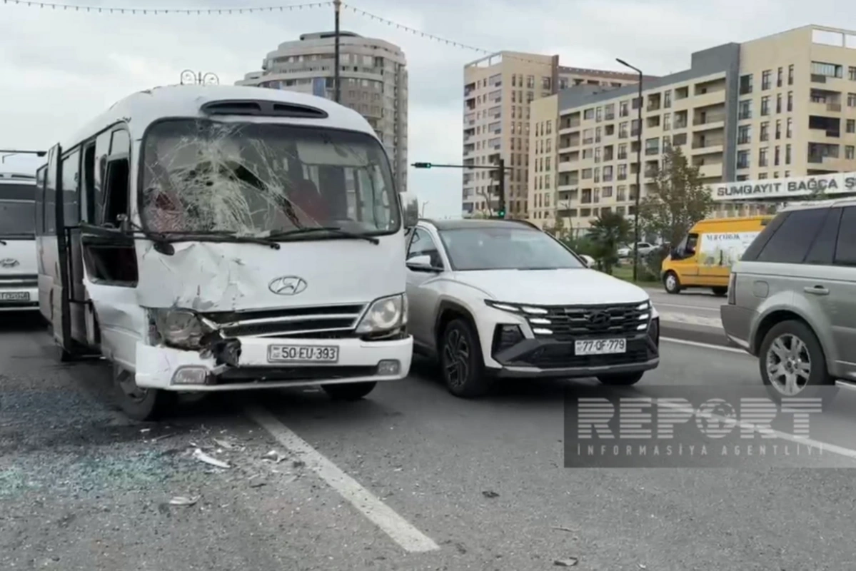 Sumqayıtda iki avtobus TOQQUŞDU - Xəsarət alanlar var