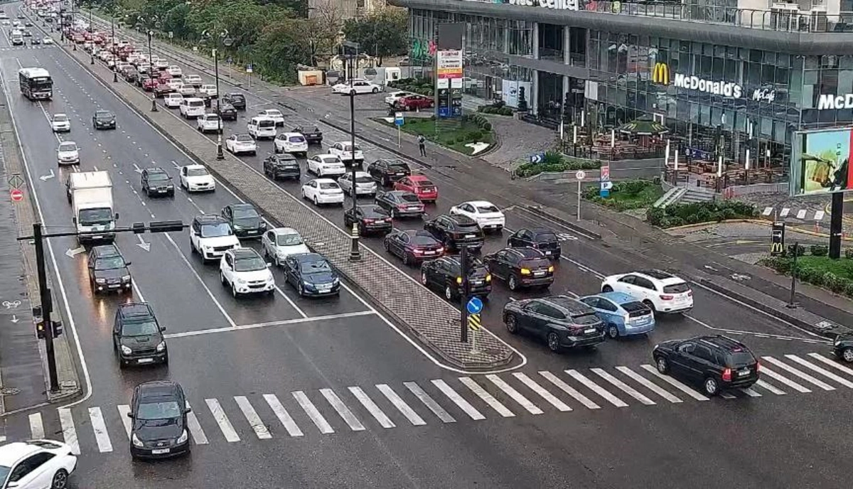Bu yollarda sıxlıq var - SİYAHI