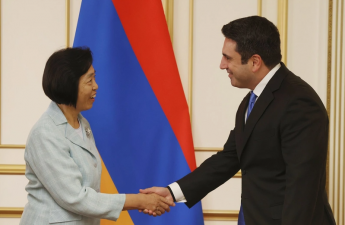 Simonyan və Su Huey İrəvan və Bakı arasında normallaşma məsələlərini müzakirə ediblər