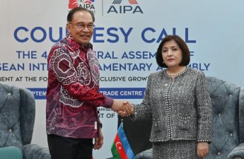 Sahibə Qafarova Malayziya Baş naziri ilə görüşüb