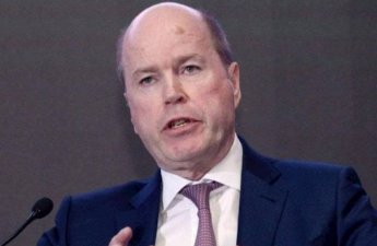Президент Азербайджана наградил Гэри Джонса орденом 