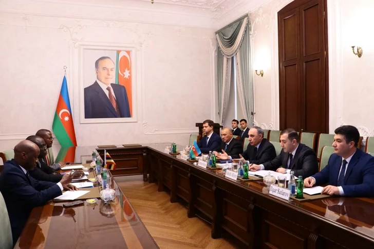 Глава прокуратуры Уганды посетил Азербайджан