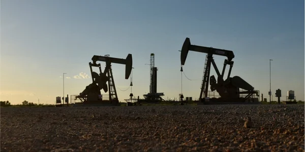 Цены на нефть повысились на фоне ужесточения санкций на поставки из России