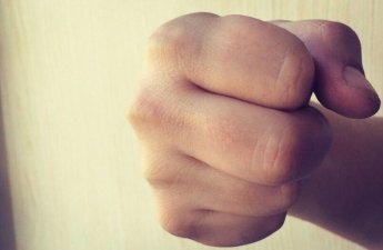 В Гедабекском районе внук избил деда: суд вынес решение
