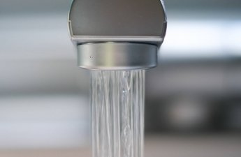 Британия призывает граждан сократить потребление воды на 20 литров в день