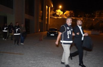 Türkiyədə bələdiyyə sədri saxlanıldı