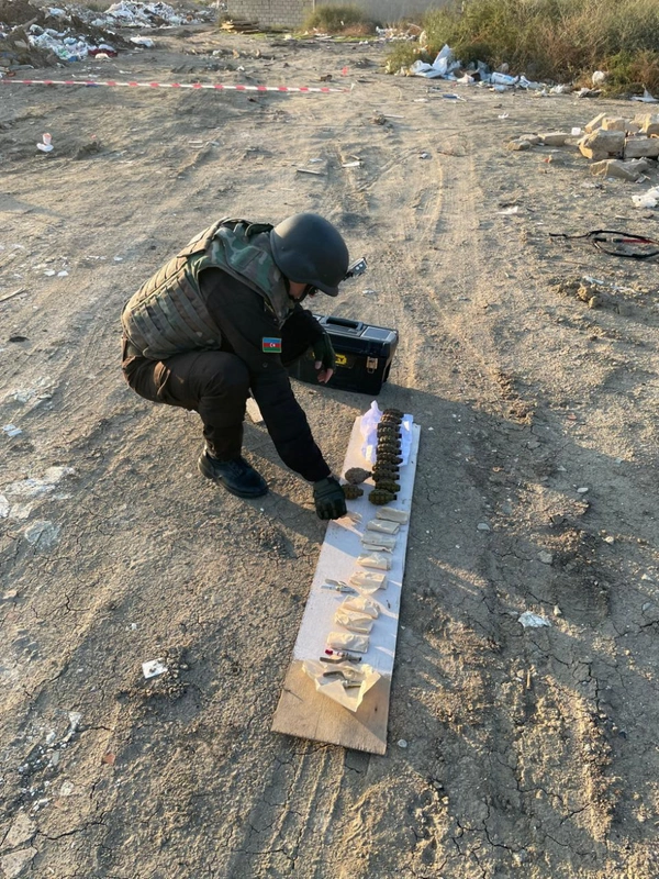 Abşeronda silah-sursat tapıldı - FOTO/VİDEO