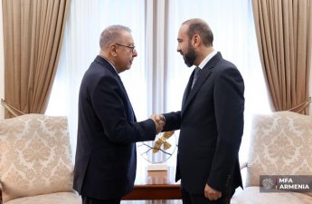 Türkiyə nümayəndəsi Ermənistan xarici işlər nazirinə nə hədiyyə etdi?..