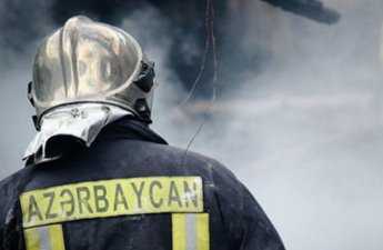 Abşeronda anbarda güclü yanğın baş verib