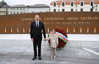 Hikmət Hacıyev Prezidentlə balaca Nilayın fotosu barədə paylaşım edib - FOTO