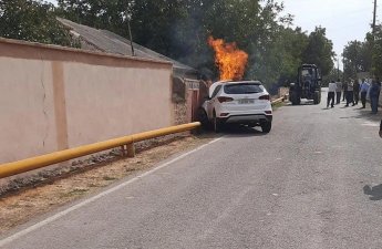 Şərurda avtomobil qaz xəttinə çırpıldı - Sakinlər qazsız qaldı - FOTO