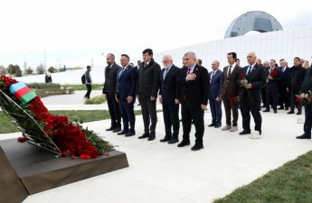 Azərbaycanda səfərdə olan türkiyəli rektorlar Zəfər parkını ziyarət ediblər - FOTO