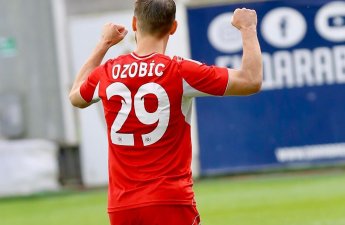 Ozobiç 10 mövsümdür bunu bacarır