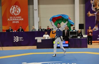 MDB Oyunları: Azərbaycan taekvondoçuları ilk gündə 3 qızıl medal əldə ediblər - FOTO
