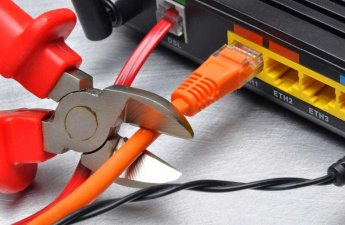 Талибы полностью отключили интернет в Афганистане