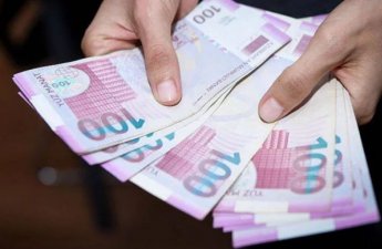 Azərbaycan manatının dövretmə sürəti avqustda azalıb