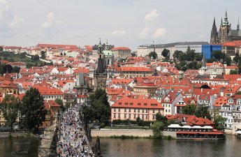 Чехия запретила въезд российским дипломатам
