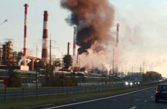 Пожар в одном из крупнейших НПЗ России