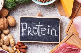 Mütəxəssislər xəbərdarlıq edir: Artıq protein bədənə zərər verə bilər