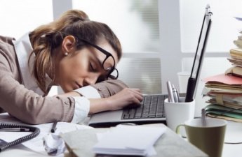 Xroniki yorğunluq sadəcə yuxu çatışmazlığı deyil - Səhiyyə Nazirliyinin mütəxəssis-eksperti AÇIQLADI