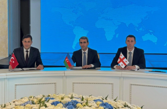 Bakı–Tbilisi–Qars dəmiryolu ilə yükdaşımalarla bağlı Anlaşma Memorandumu imzalanıb