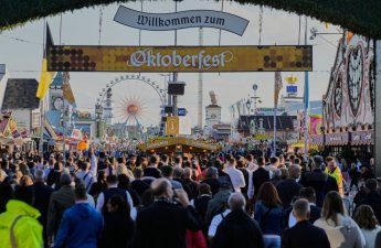 Oktoberfest bomba həyəcanından sonra yenidən açılıb