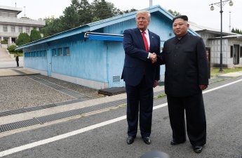 Президент США может встретиться с лидером КНДР в демилитаризованной зоне