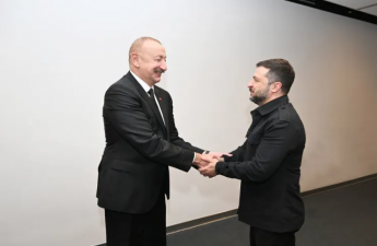 İlham Əliyev Zelenski ilə görüşdü