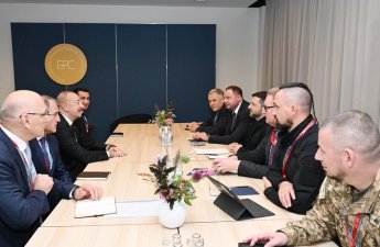 Ильхам Алиев встретился с президентом Украины-ФОТО