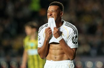 Mbappe həftənin oyunçusu seçildi