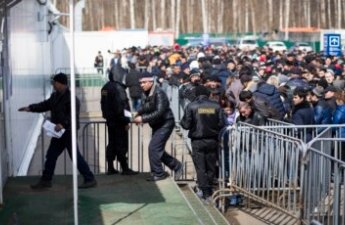 В Москве выдворят 1,5 тысячи мигрантов за нарушения законодательства