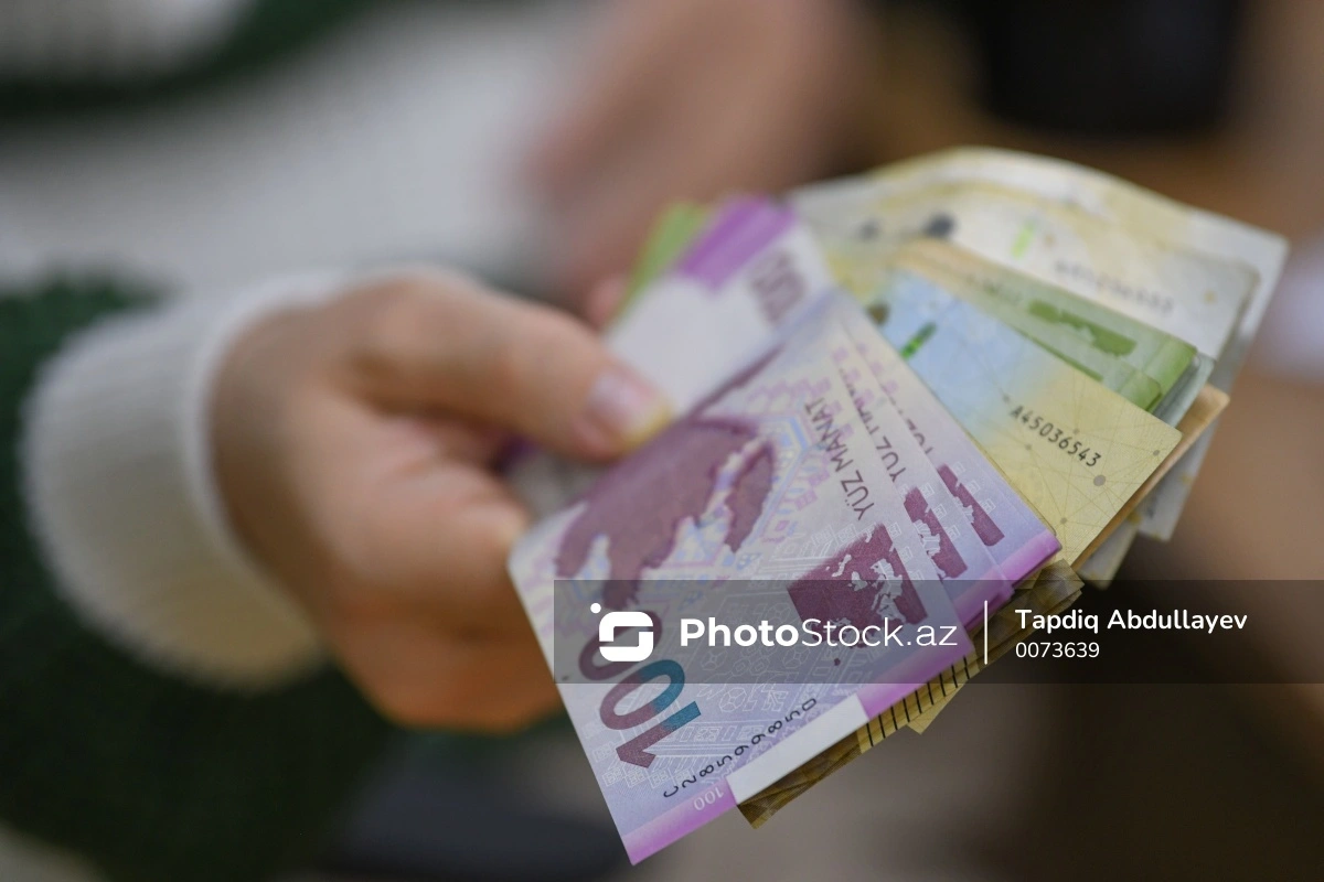 В Азербайджане сотрудники компании задержаны за присвоение крупной суммы денег