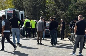 Sürücü sükan arxasında öldü, avtomobil qəzaya düşdü