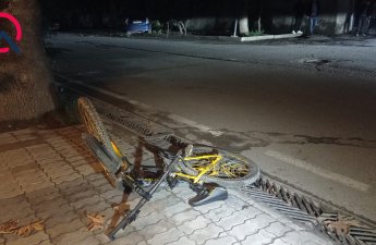 Gəncədə velosipedçini maşın vurdu - Fotolar