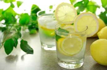 Hər gün limonlu su içsəniz nə baş verər? - 5 gözlənilməz nəticə