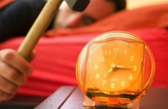 Hər səhər zəngli saatı yubadanlara xoş xəbər: Faydası böyük imiş