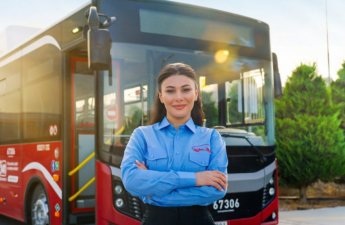 Bakıda qadın avtobus sürücüləri nə vaxt işə başlayacaq? - AÇIQLAMA
