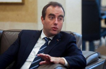 Премьер-министр Франции назвал причину своей отставки