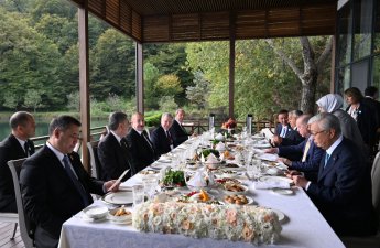 Qəbələdə TDT dövlət və hökumət başçılarının şərəfinə rəsmi nahar verilib - FOTO
