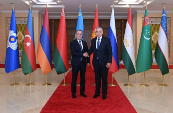 Ceyhun Bayramov tacikistanlı həmkarı ilə görüşüb