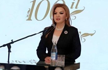 Qalmaqallı məktəb direktoru işdən azad edildi