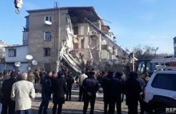 В Гяндже один из пострадавших при взрыве в жилом доме скончался в больнице