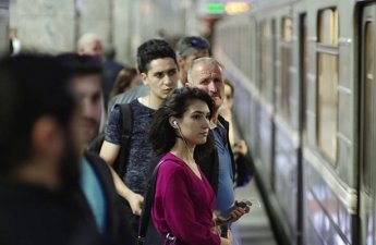 Bakı metrosunda ölən sərnişinin kimliyi məlum oldu