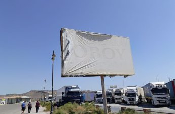 “Sədərək”dəki reklam qurğuları niyə sökülür? - FOTO