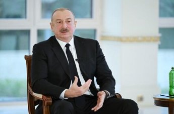 İlham Əliyevin Misirdə liderlərlə səmimi söhbəti - VİDEO
